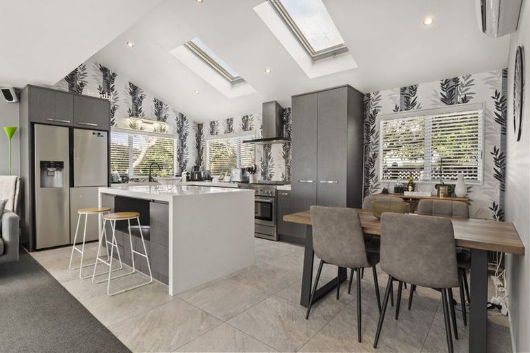 Photo of property in 19 Patons Road, Howick, Auckland, 2014