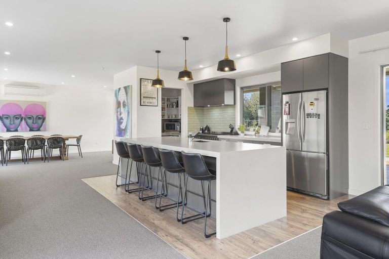 Photo of property in 37 Jarrett Terrace, Leamington, Cambridge, 3432