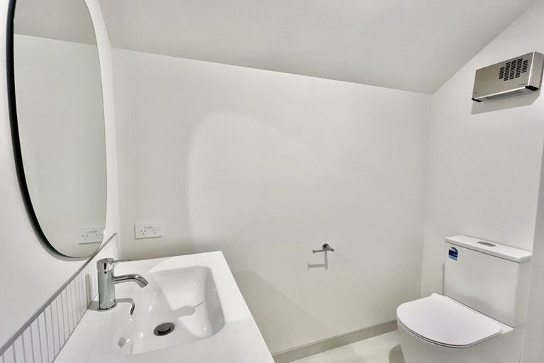 Photo of property in 6/35 Eversleigh Street, St Albans, Christchurch, 8014