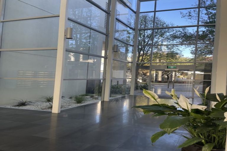 Photo of property in Sanctum Apartments, 35/10b Ebor Street, Te Aro, Wellington, 6011