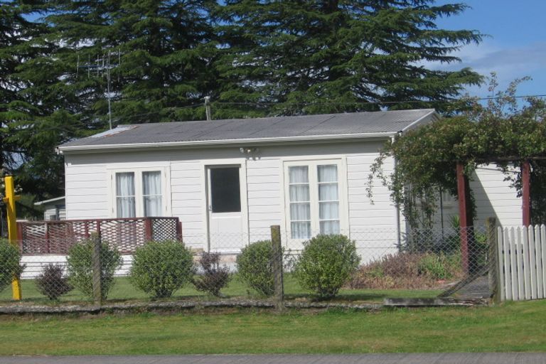 Photo of property in 16 Rangatira Drive, Mangakino, 3421