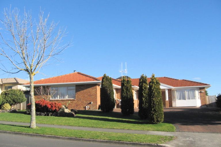 Photo of property in 44 Bramley Drive, Rototuna, Hamilton, 3210