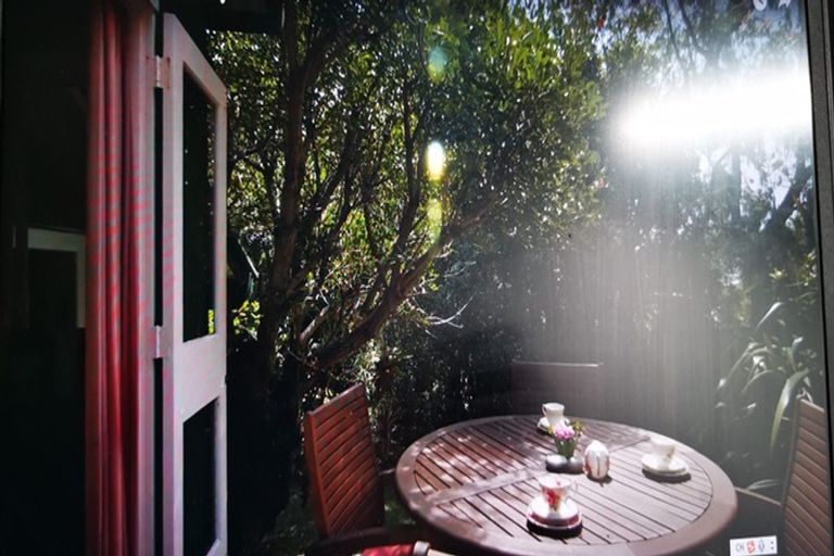 Photo of property in 16 Philson Terrace, Browns Bay, Auckland, 0630