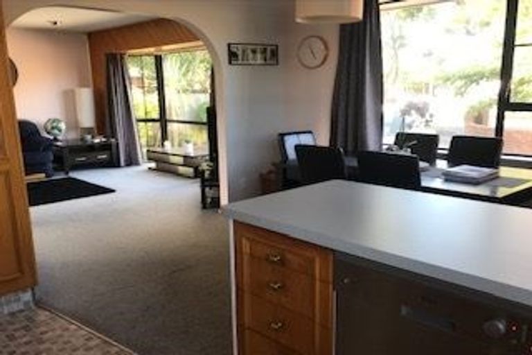 Photo of property in 93 Royal Park Drive, Parklands, Christchurch, 8083