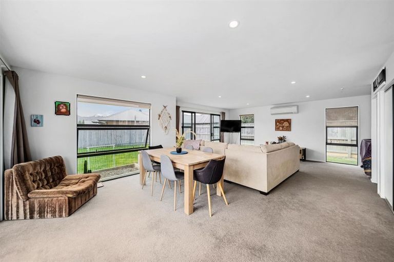 Photo of property in 13 Judge And Jury Drive, Lake Hayes, Queenstown, 9304