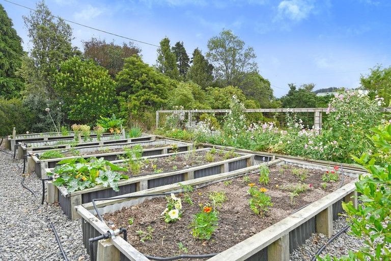 Photo of property in 83 Plateau Road, Te Marua, Upper Hutt, 5018