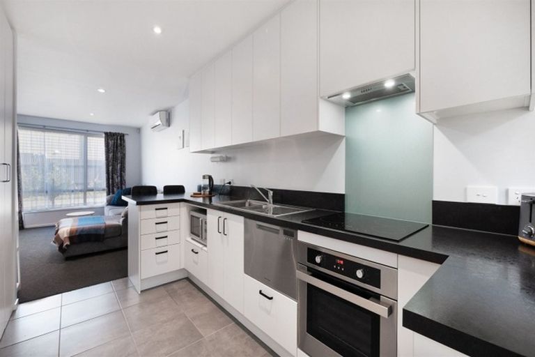 Photo of property in Bealey Courts, 1/271 Bealey Avenue, Christchurch Central, Christchurch, 8013