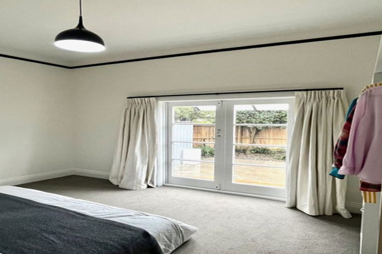 Photo of property in 53 Oxley Avenue, St Albans, Christchurch, 8014