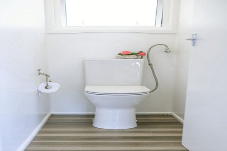 Photo of property in 1/7 Castleton Drive, Howick, Auckland, 2014