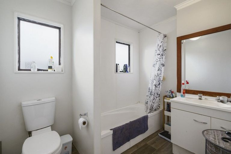 Photo of property in 21a Railway Road, Bunnythorpe, Palmerston North, 4478