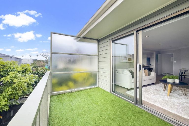 Photo of property in 2/4 Melanesia Road, Kohimarama, Auckland, 1071