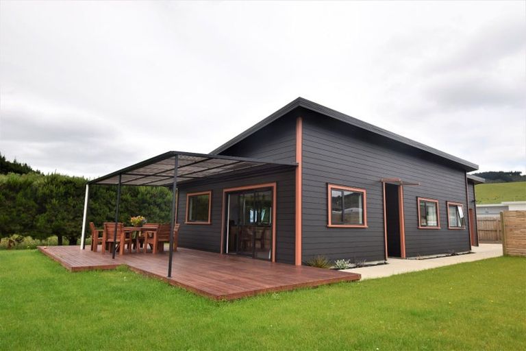 Photo of property in 5 Mallard Drive, Waihola, Outram, 9073