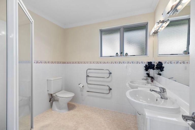 Photo of property in 26 Galaxy Place, Welcome Bay, Tauranga, 3112