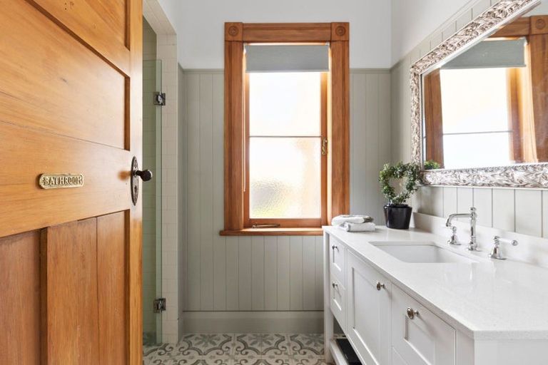 Photo of property in 88 Princes Street, Cambridge, 3434