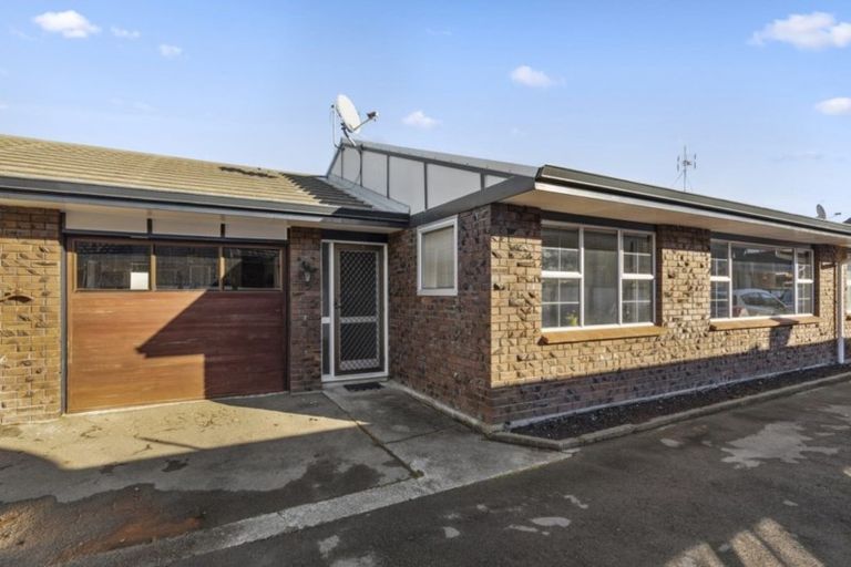 Photo of property in 41b Ludlam Crescent, Woburn, Lower Hutt, 5010