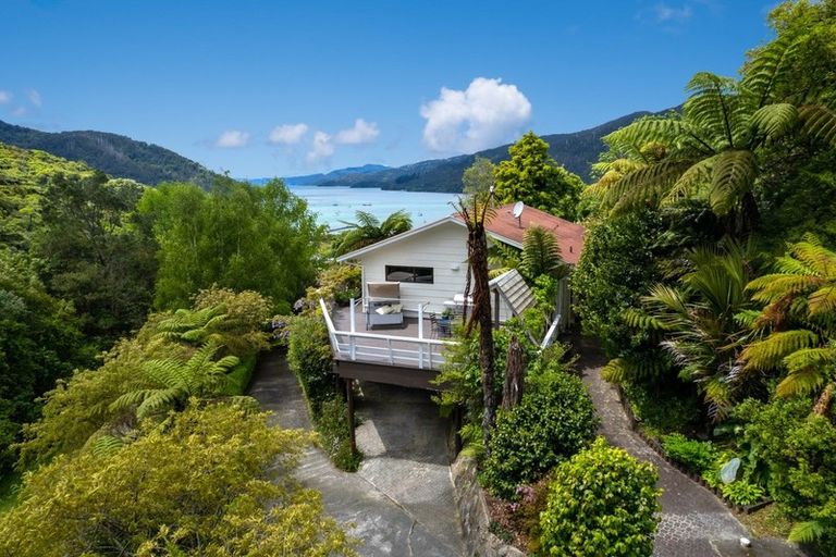 Photo of property in 51 Tirimoana Terrace, Anakiwa, Picton, 7281