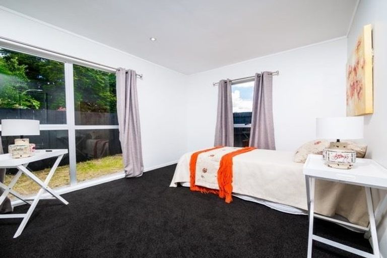 Photo of property in 30 Holland Street, Pukekohe, 2120