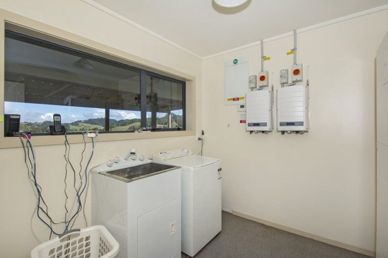 Photo of property in 942 Tapuhi Road, Hukerenui, Hikurangi, 0182