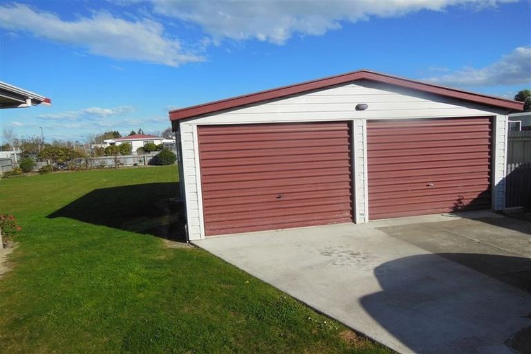 Photo of property in 31 Queen Street, Pareora, 7912