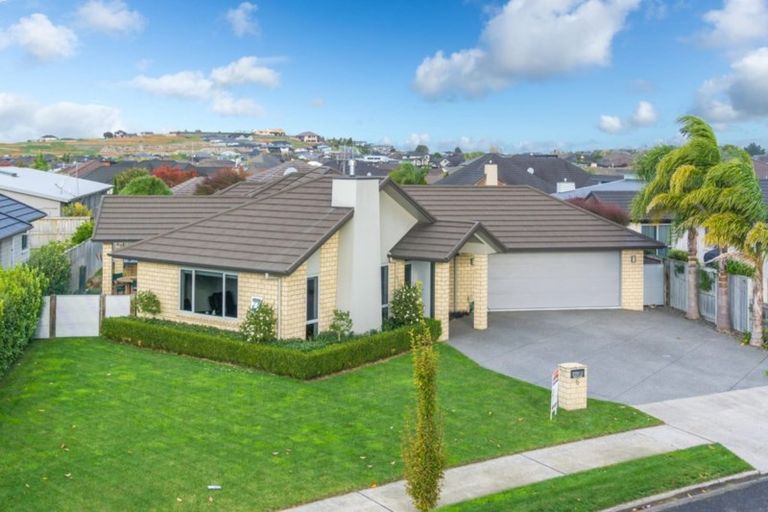 Photo of property in 6 Bos Crescent, Flagstaff, Hamilton, 3210