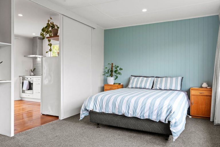 Photo of property in 5 Tainui Street, Raumati Beach, Paraparaumu, 5032