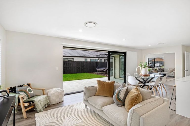 Photo of property in 7 Gisele Crescent, Halswell, Christchurch, 8025