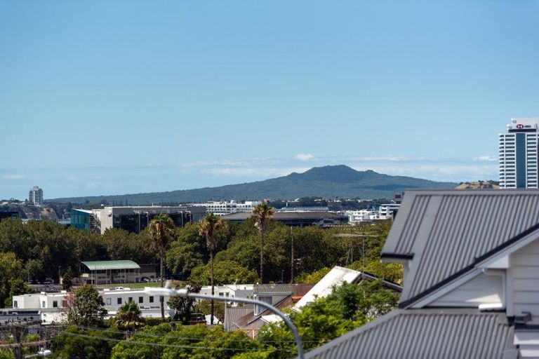 Photo of property in 17 Gunson Street, Freemans Bay, Auckland, 1011