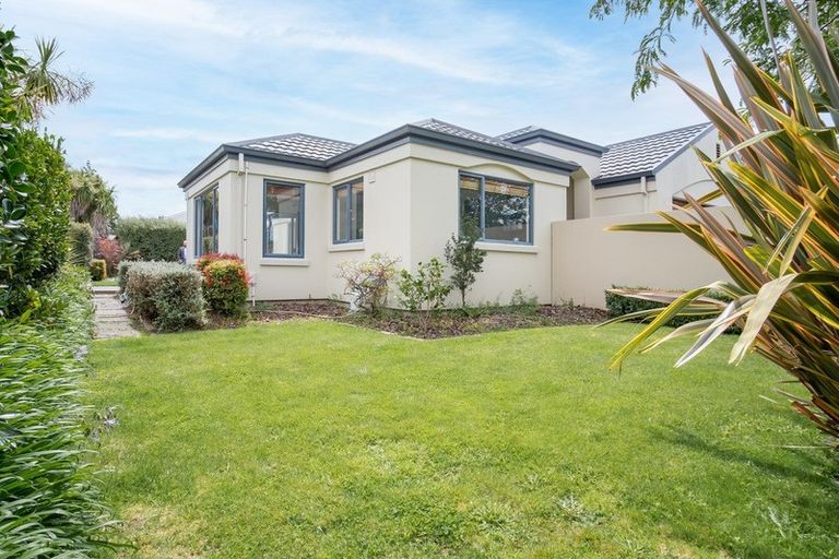 Photo of property in 137 Mcfaddens Road, St Albans, Christchurch, 8052