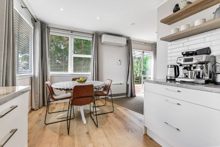 Photo of property in 25 Joanna Place, Deanwell, Hamilton, 3206