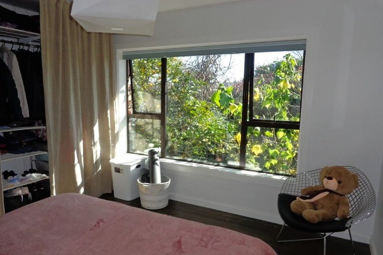 Photo of property in 1/183 Wairakei Road, Bryndwr, Christchurch, 8053