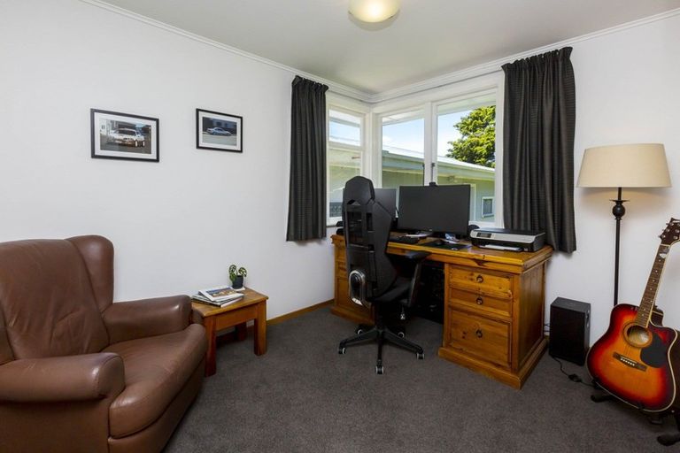 Photo of property in 84 Black Beech Street, Birchville, Upper Hutt, 5018