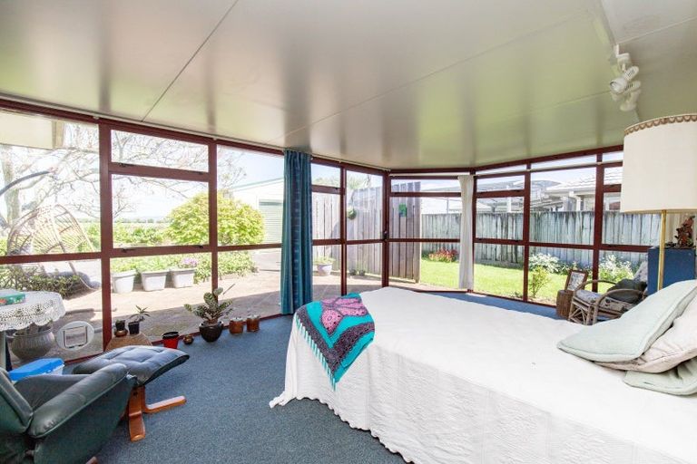 Photo of property in 8 Harris Place, Ngatea, 3503