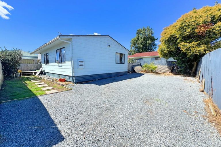 Photo of property in 4a Pratt Street, Papakura, 2110