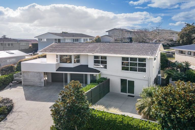 Photo of property in 62 Evelyn Road, Cockle Bay, Auckland, 2014