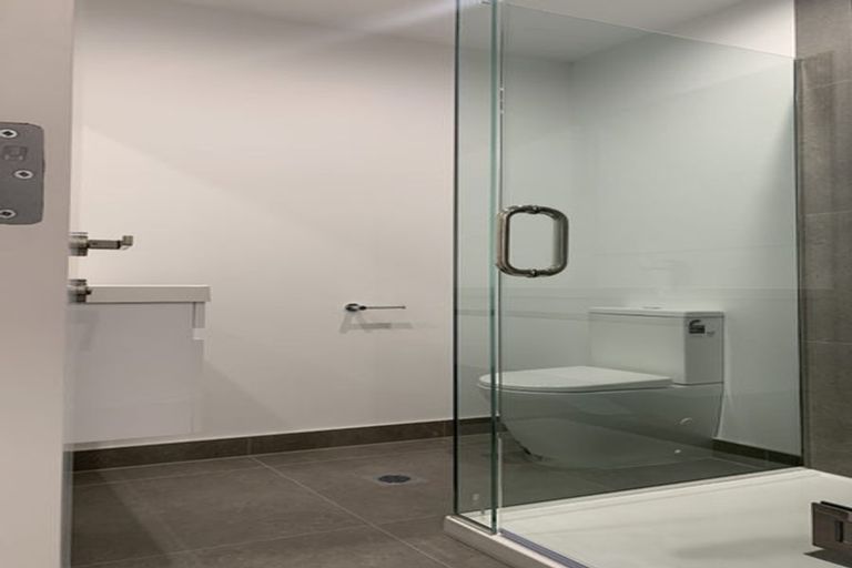 Photo of property in 4/58 Kemp Road, Massey, Auckland, 0614