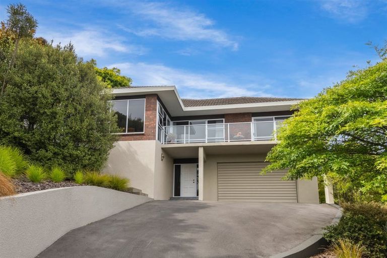 Photo of property in 8a Woodlau Rise, Huntsbury, Christchurch, 8022