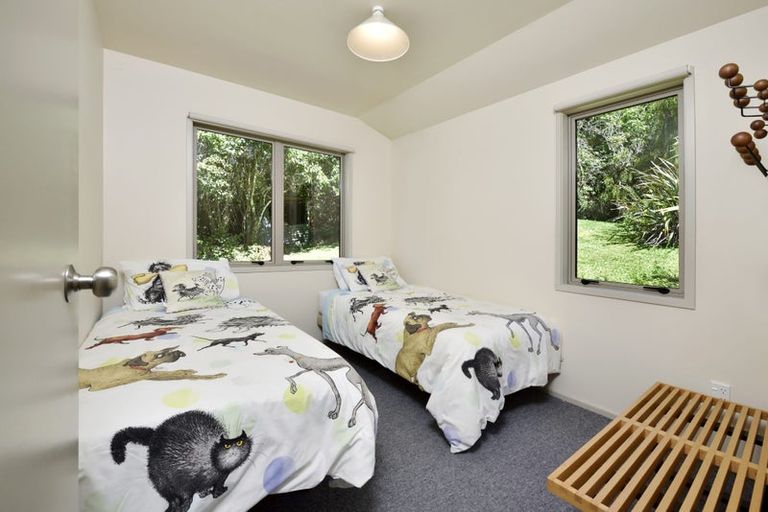 Photo of property in 3215 Archers Road, Tennyson Inlet, 7195