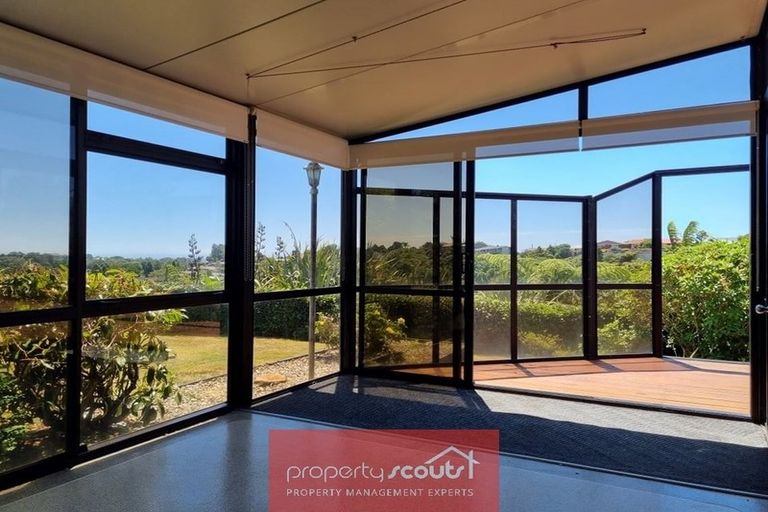 Photo of property in 48 Truby King Street, Merrilands, New Plymouth, 4312