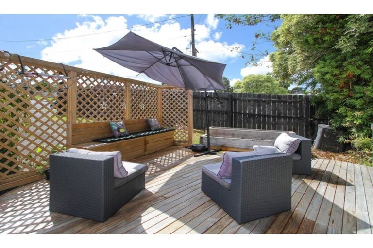 Photo of property in 1/36 James Street, Bayview, Auckland, 0629