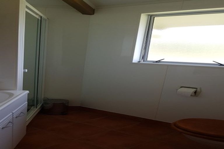 Photo of property in 4d Rangiuru Road, Otaki Beach, Otaki, 5512