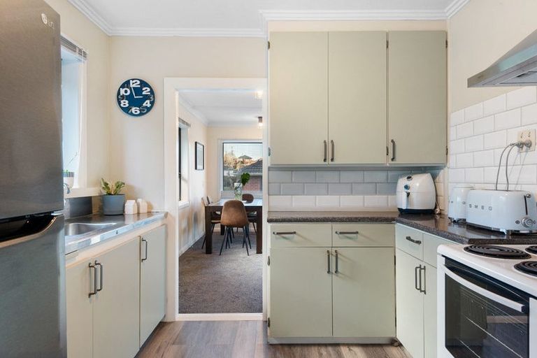 Photo of property in 17 Waldron Crescent, Green Island, Dunedin, 9018