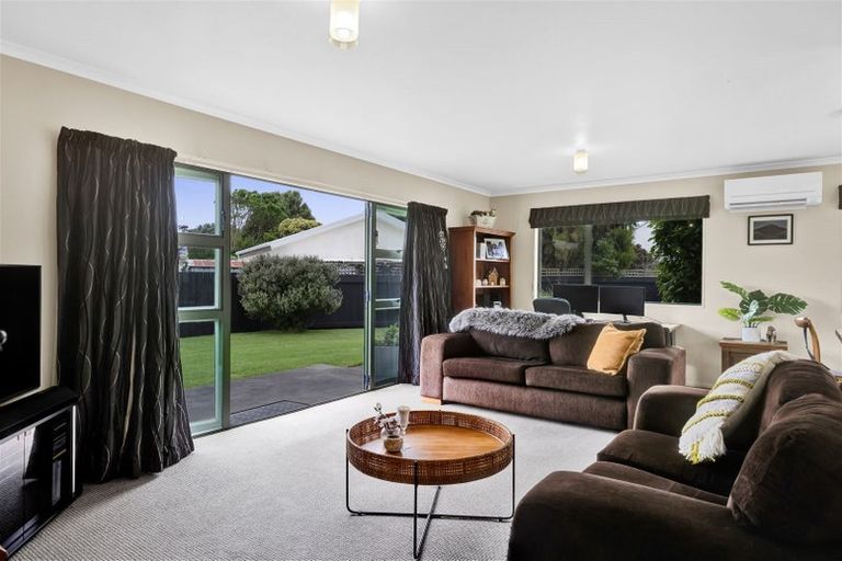 Photo of property in 3b Meade Place, Bell Block, New Plymouth, 4312