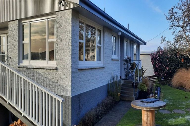 Photo of property in 11 Seymour Street, Gore, 9710