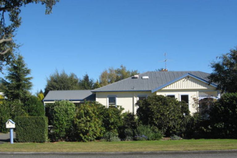 Photo of property in 3 Cameron Street, Methven, 7730