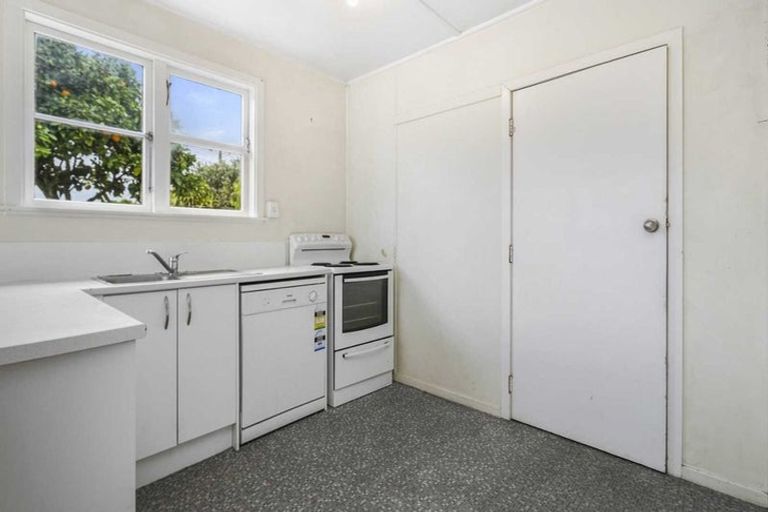 Photo of property in 5 Denz Street, Maeroa, Hamilton, 3200