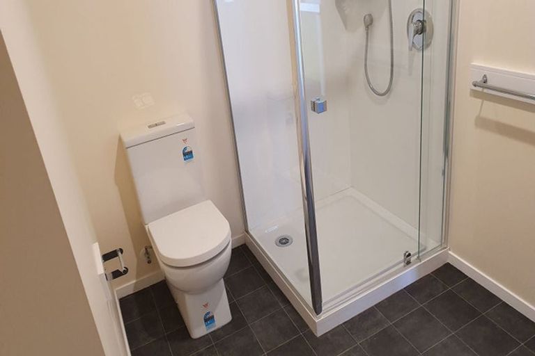 Photo of property in 21 Olivia Crescent, Tawa, Wellington, 5028