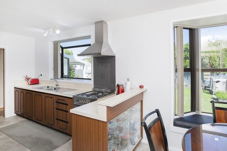 Photo of property in 37 Macdonald Street, Te Hapara, Gisborne, 4010