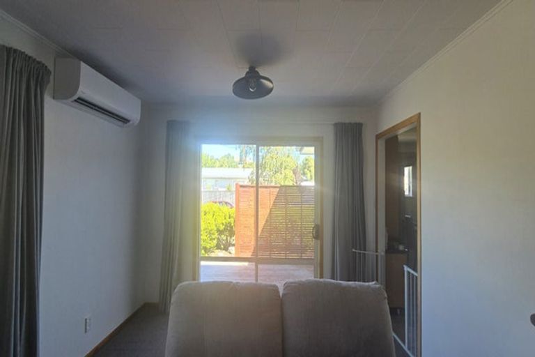Photo of property in 2 Given Street, Havelock North, 4130