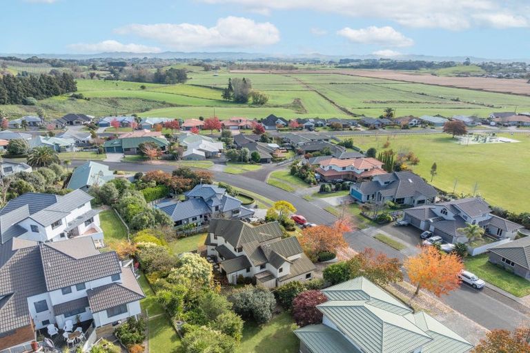 Photo of property in 33 Greenfield Drive, Western Heights, Hamilton, 3200