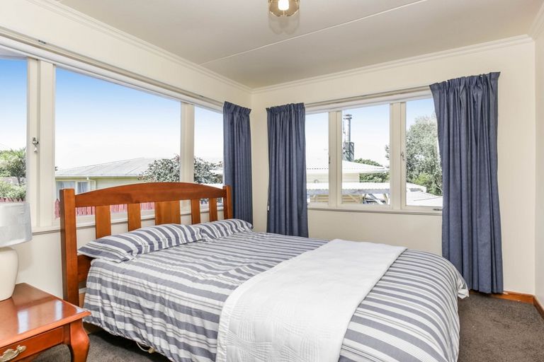 Photo of property in 11 Dickey Street, New Windsor, Auckland, 0600